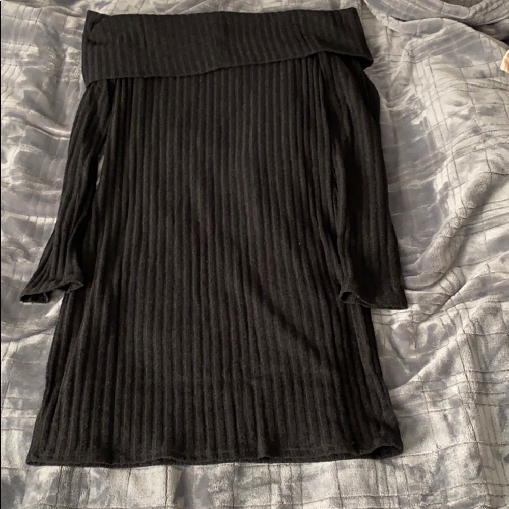 Off the shoulder sweater dress - Picture 3 of 3